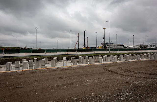 Construction of A4 viaduct well underway