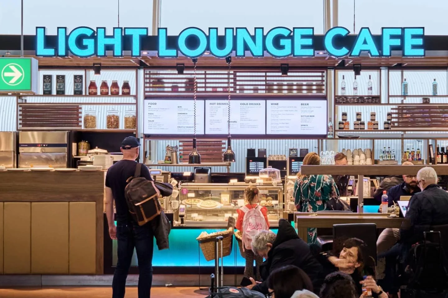 Light Lounge Cafe Schiphol 