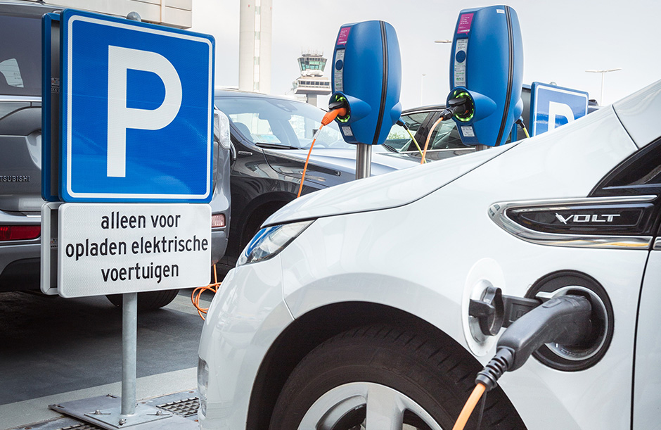 Schiphol | laad je elektrische auto op