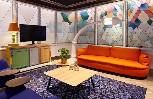 VIP Lounge
