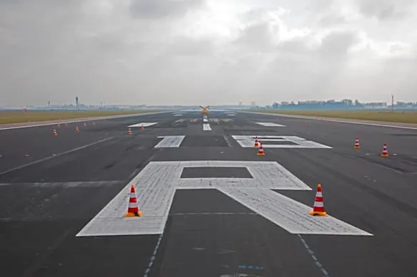 schiphol amsterdam 100 2006
