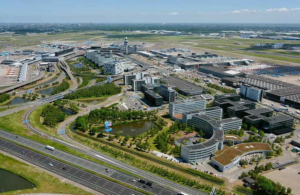 thebase luchtfoto 990