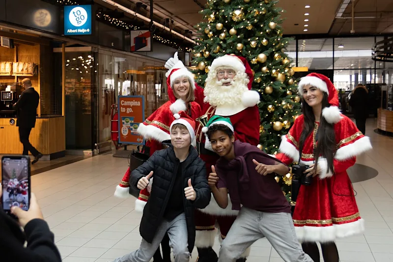 kerst25 kerstman meiden