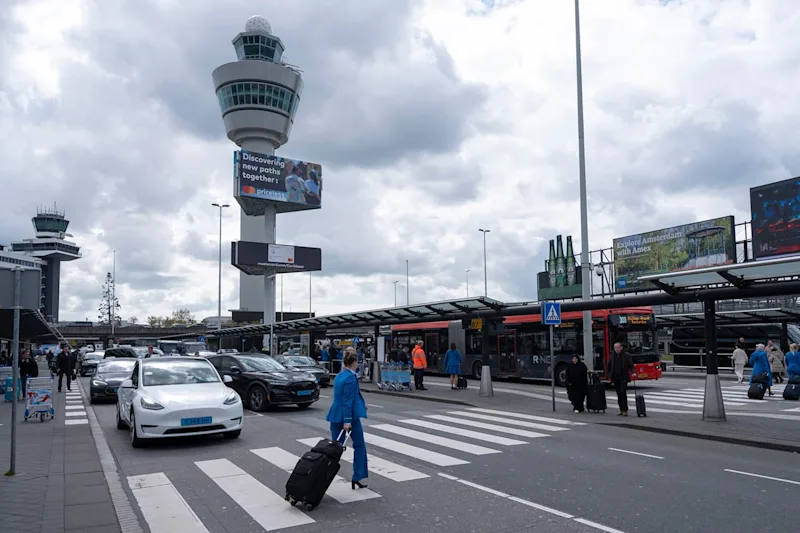 busstation schiphol