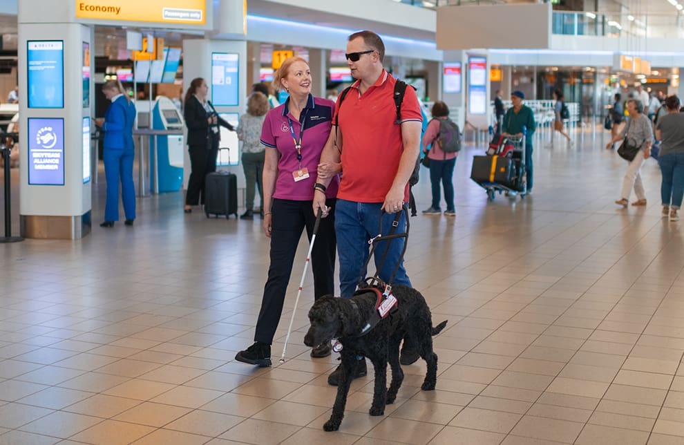 PRM assistance departure guide dog