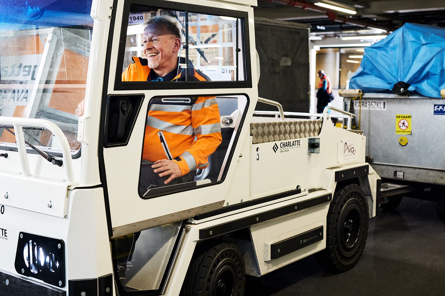 logistiek in rond terminal