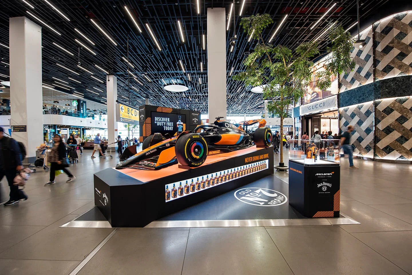 Schiphol Advertising | Products - Promo Points