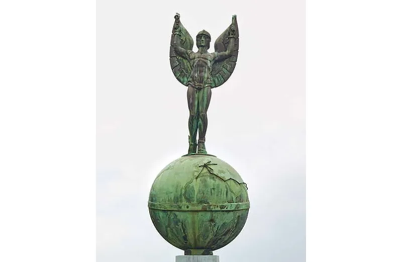 Batavia monument Schiphol