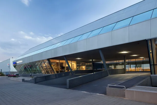 Schiphol office General Aviation Terminal entrance