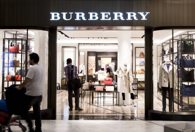 Burberry outlet amsterdam best sale