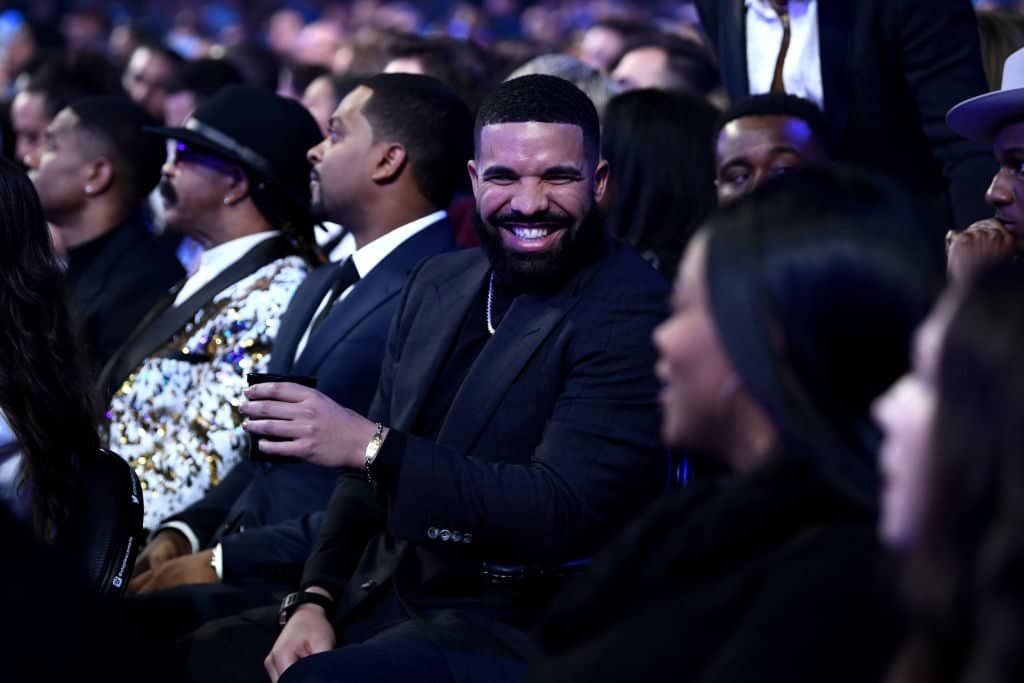 SPOTTED: Drake Rocks OVO Tracksuit on Video Shoot Set – PAUSE Online