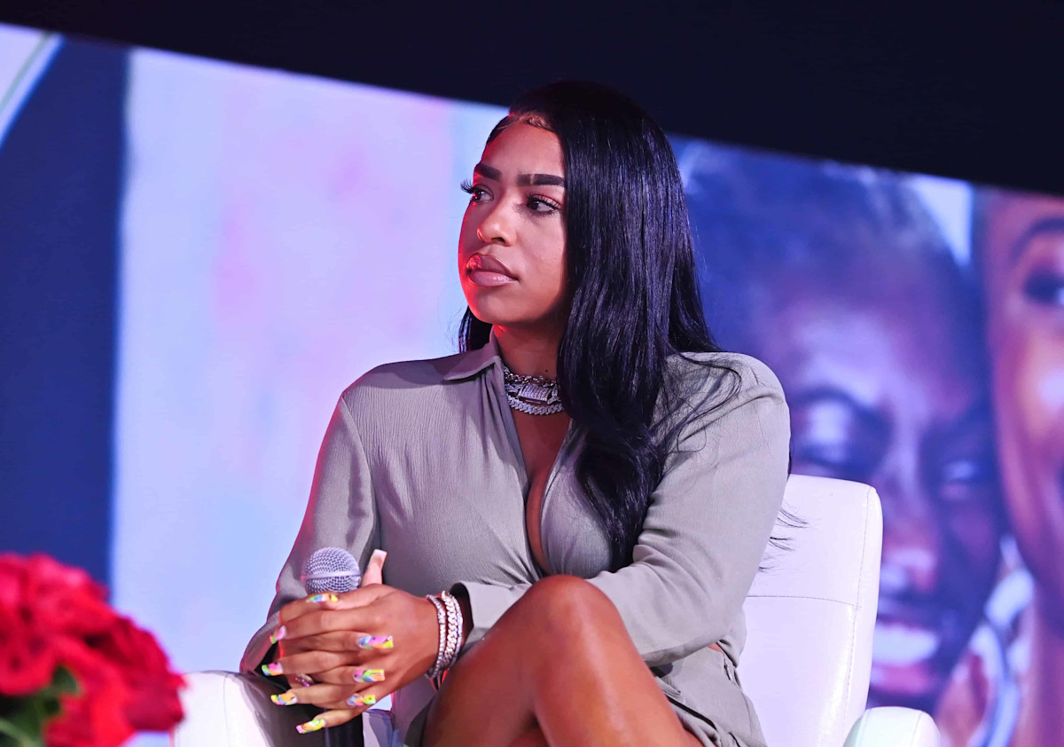 B. Simone Goes Live From The Shower After She Goes Viral For Admitting