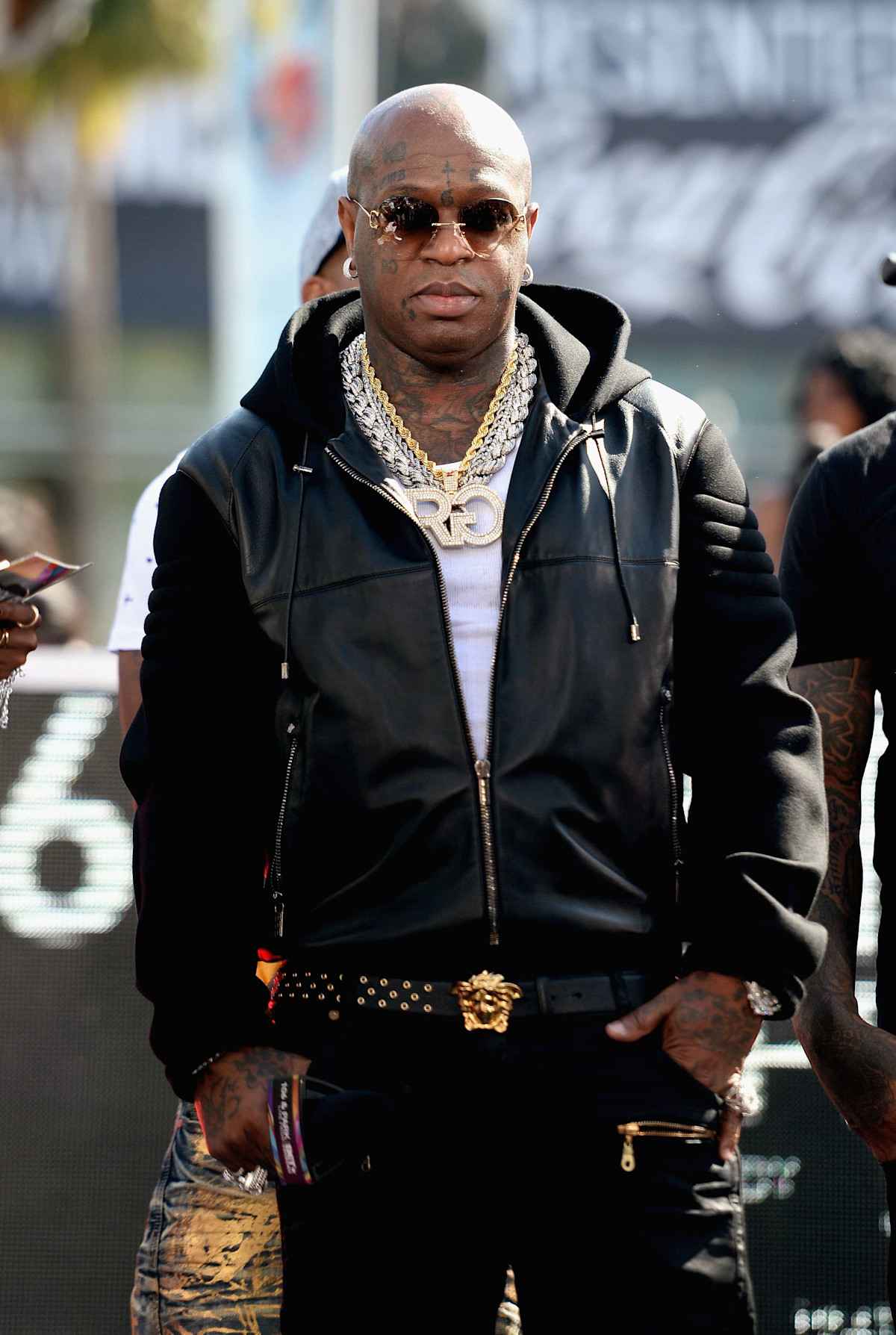 Birdman: Inspiring Millions With His Flight - s4cq7dh