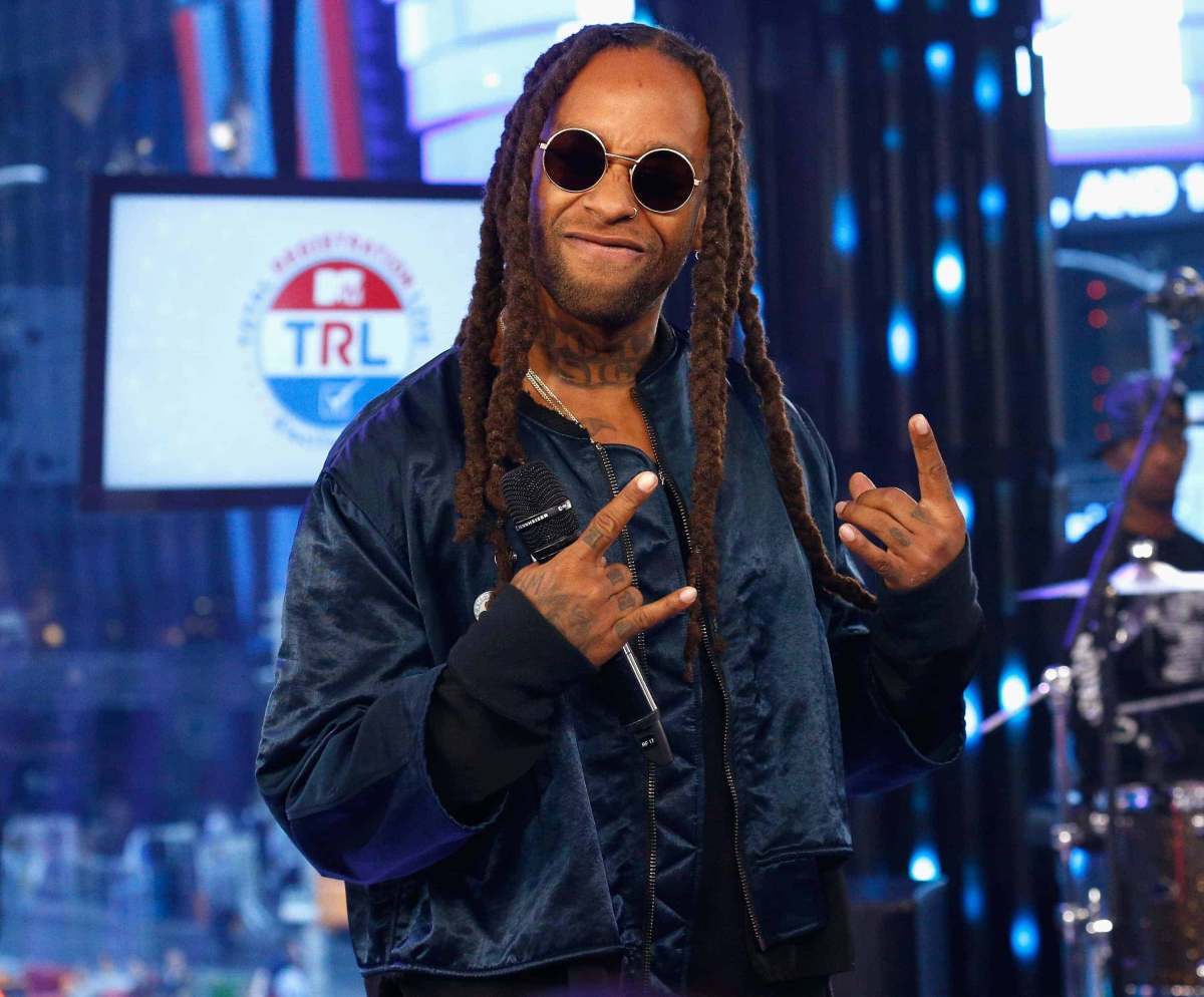 Top dolla airplane mode. Dolla группа. Ty Dolla $IGN. Ty Dolla $IGN фото. Ty Dolla $IGN дочь.