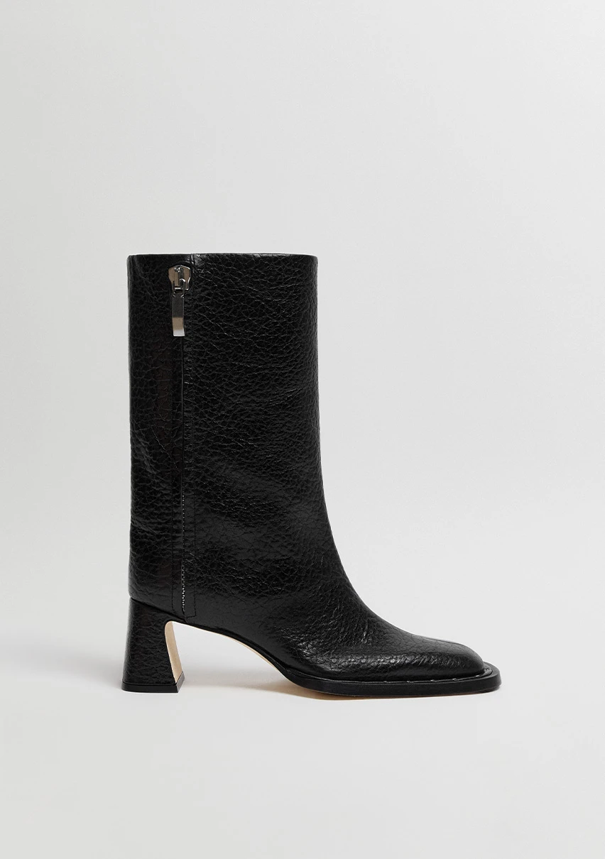 Miista-raleigh-black-grain-ankle-boots-CP-1