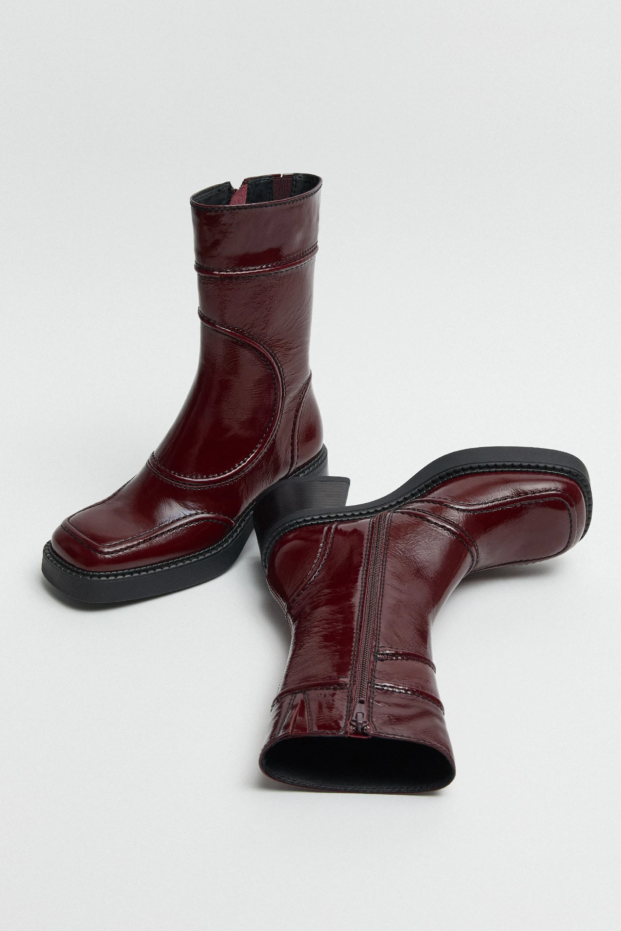 E8-Malene-Burgundy-Ankle-Boots-02