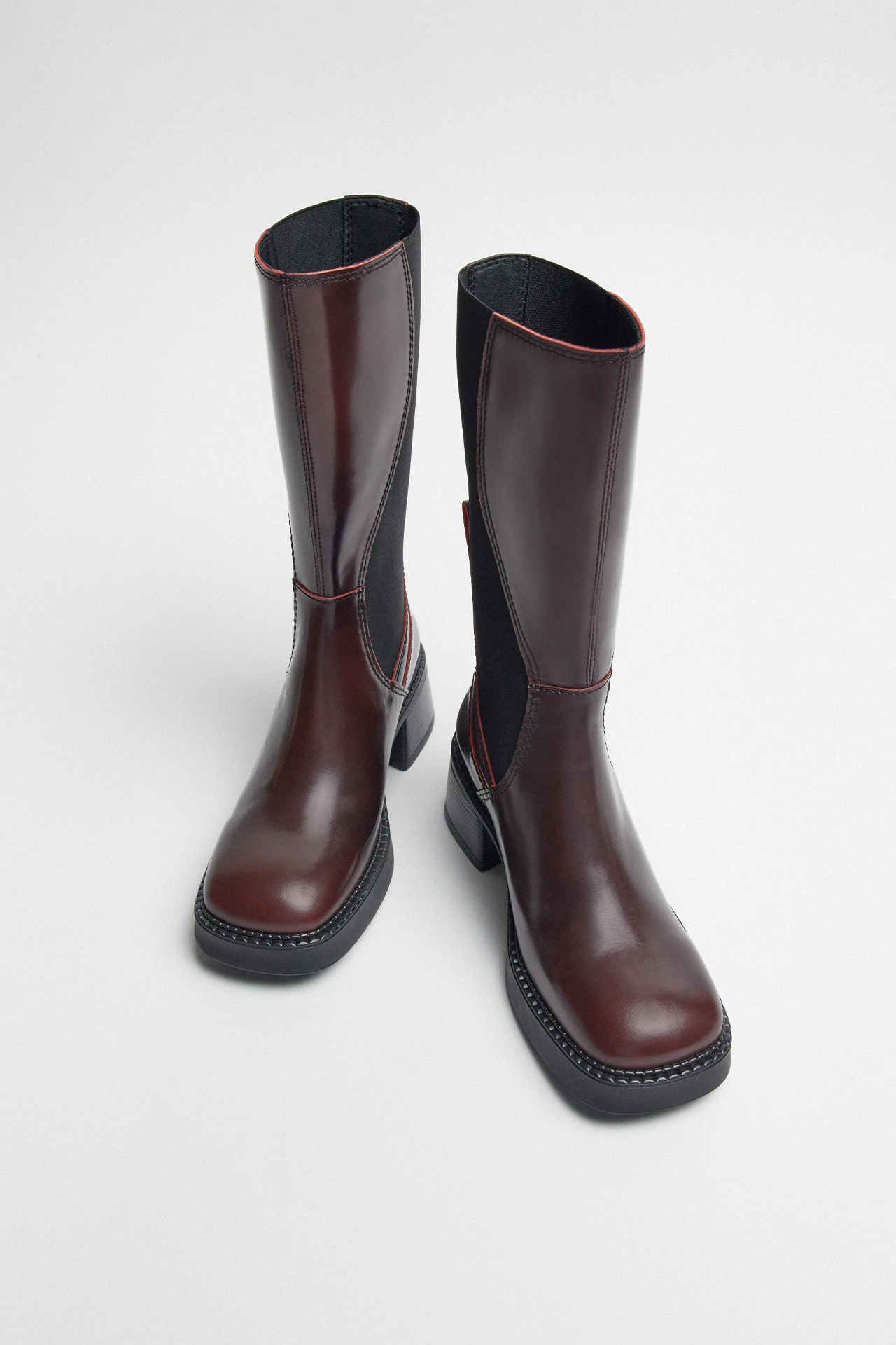 E8-flabia-burgundy-boots-04