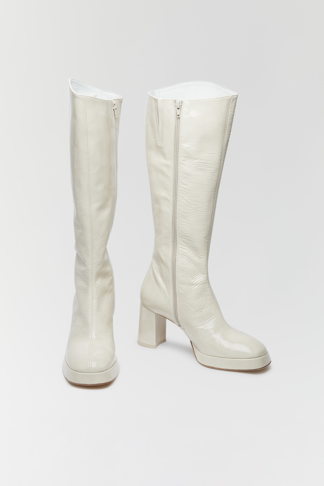 Eirlys White Boots // Miista Shoes 