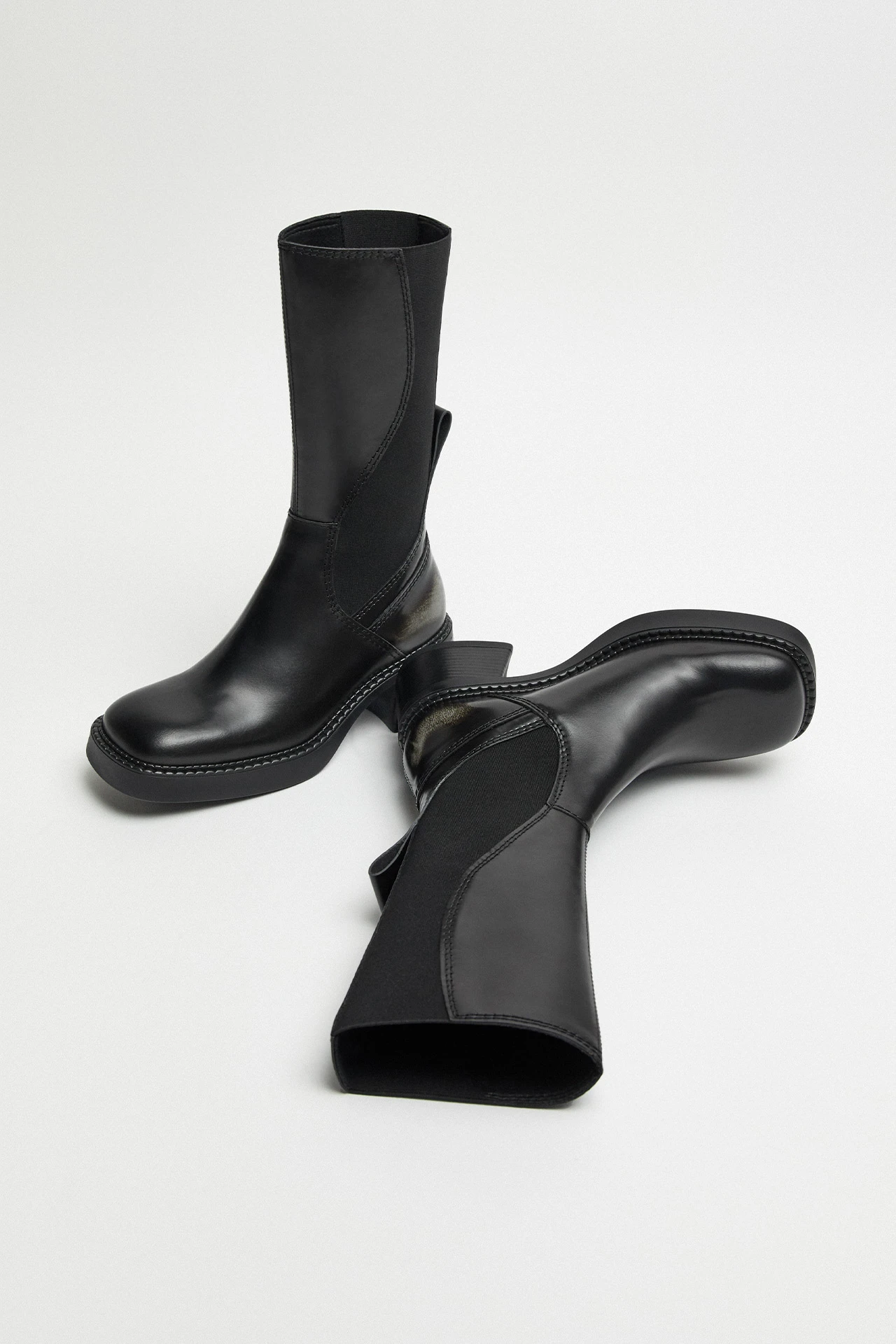 E8-flabia-grey-boots-02