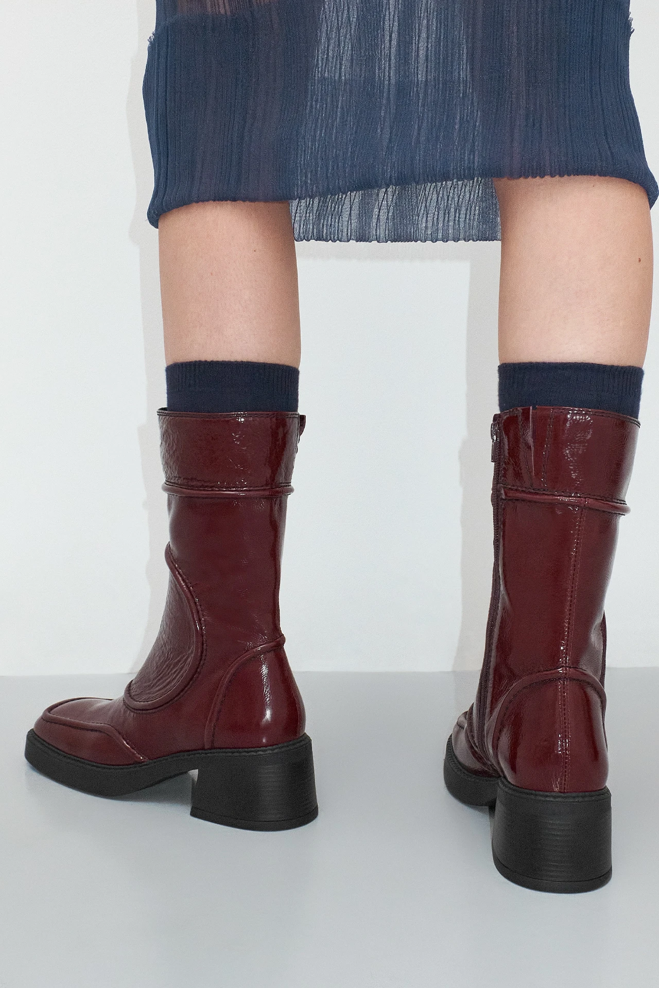 ec-e8-Malene-Burgundy-Ankle-Boots-05