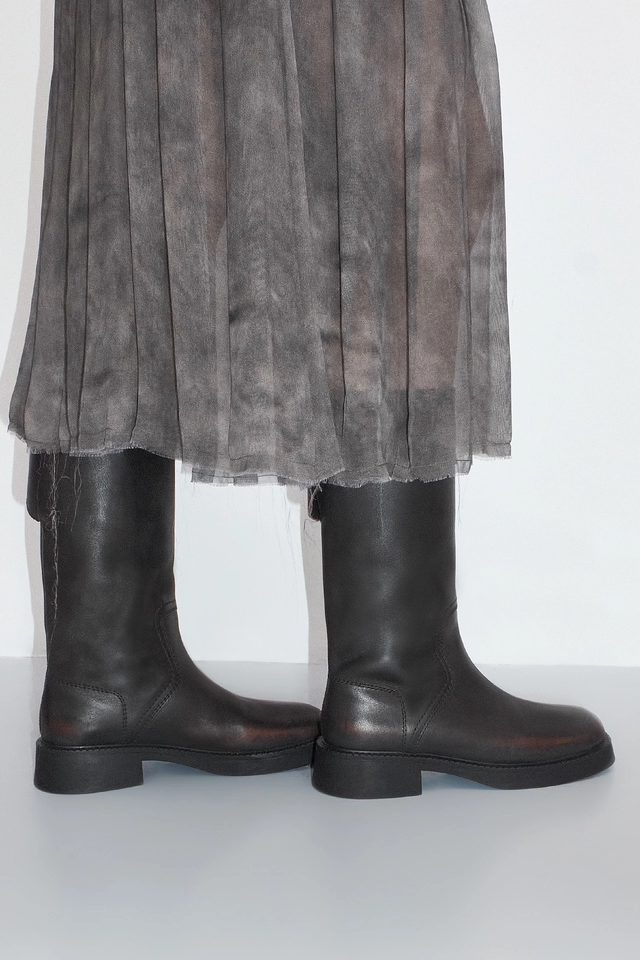 EC-E8-marisa-brushed-brown-boots-04