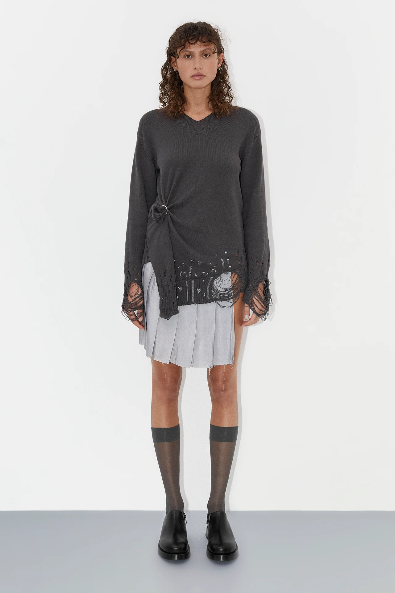 Total-nissa-black-brogues-lilyana-distressed-light-grey-knit-jumper-clare-washed-grey-wrap-skirt-01