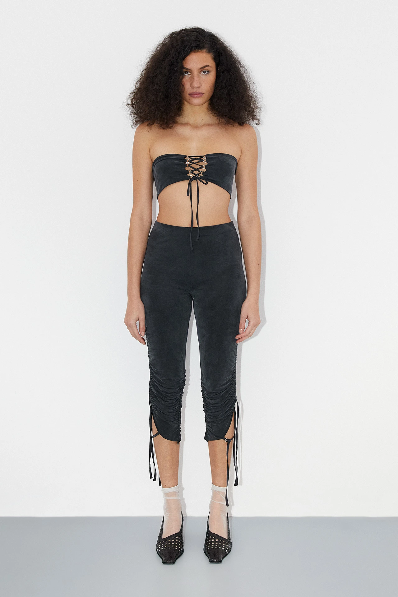 Ivet-black-top-malina-pants-01