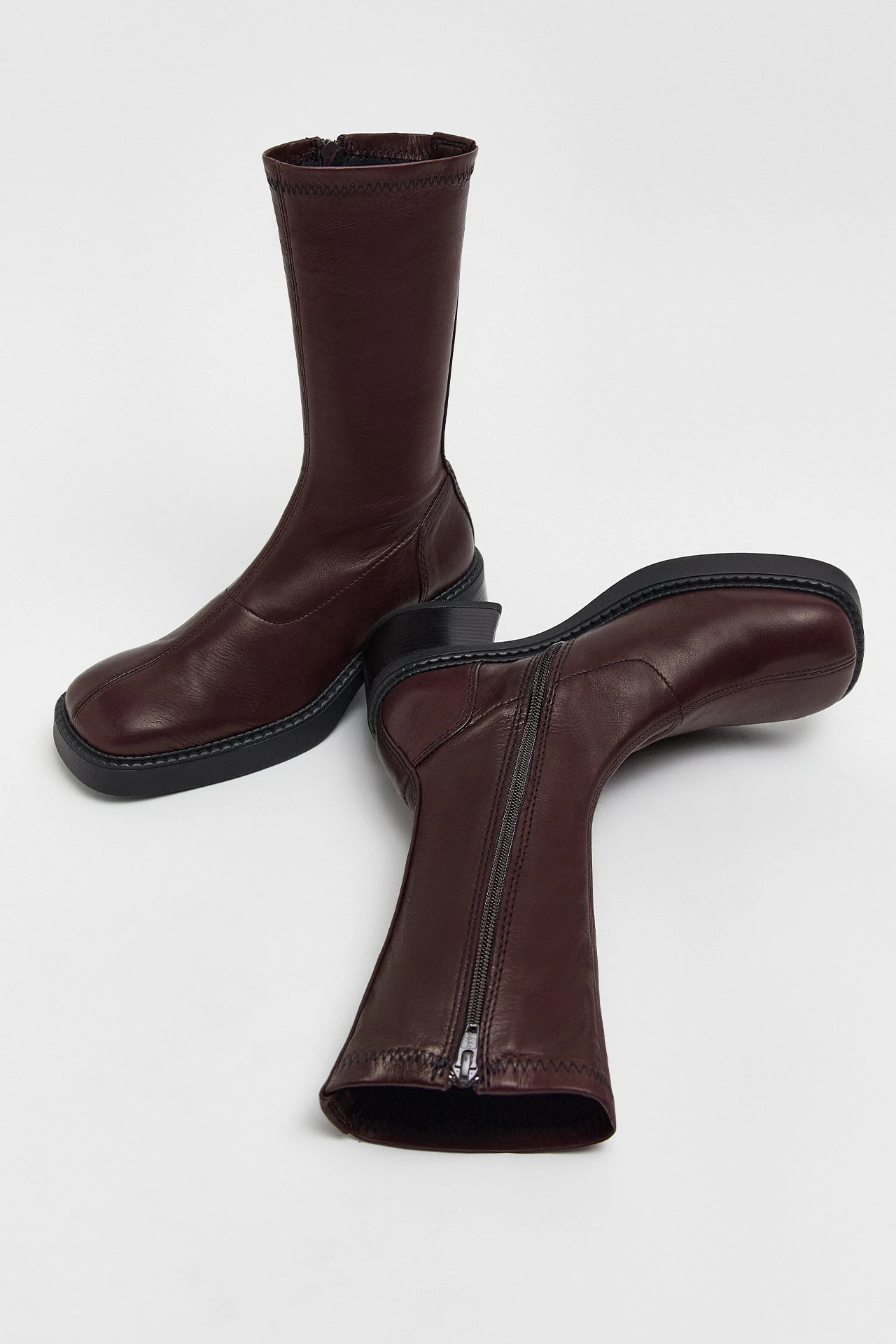 e8-Vero-burgundy-Boots-02