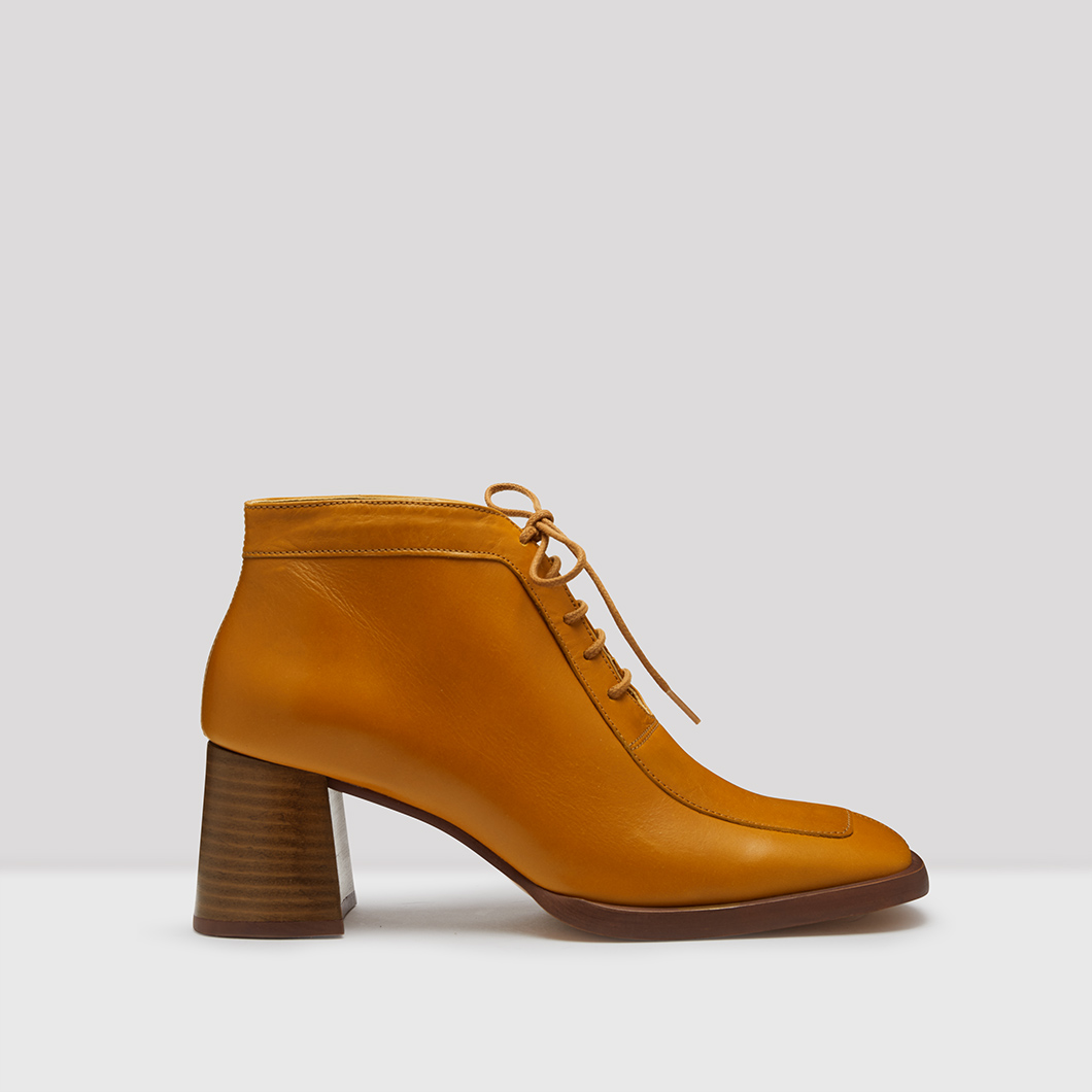 tan ankle boots