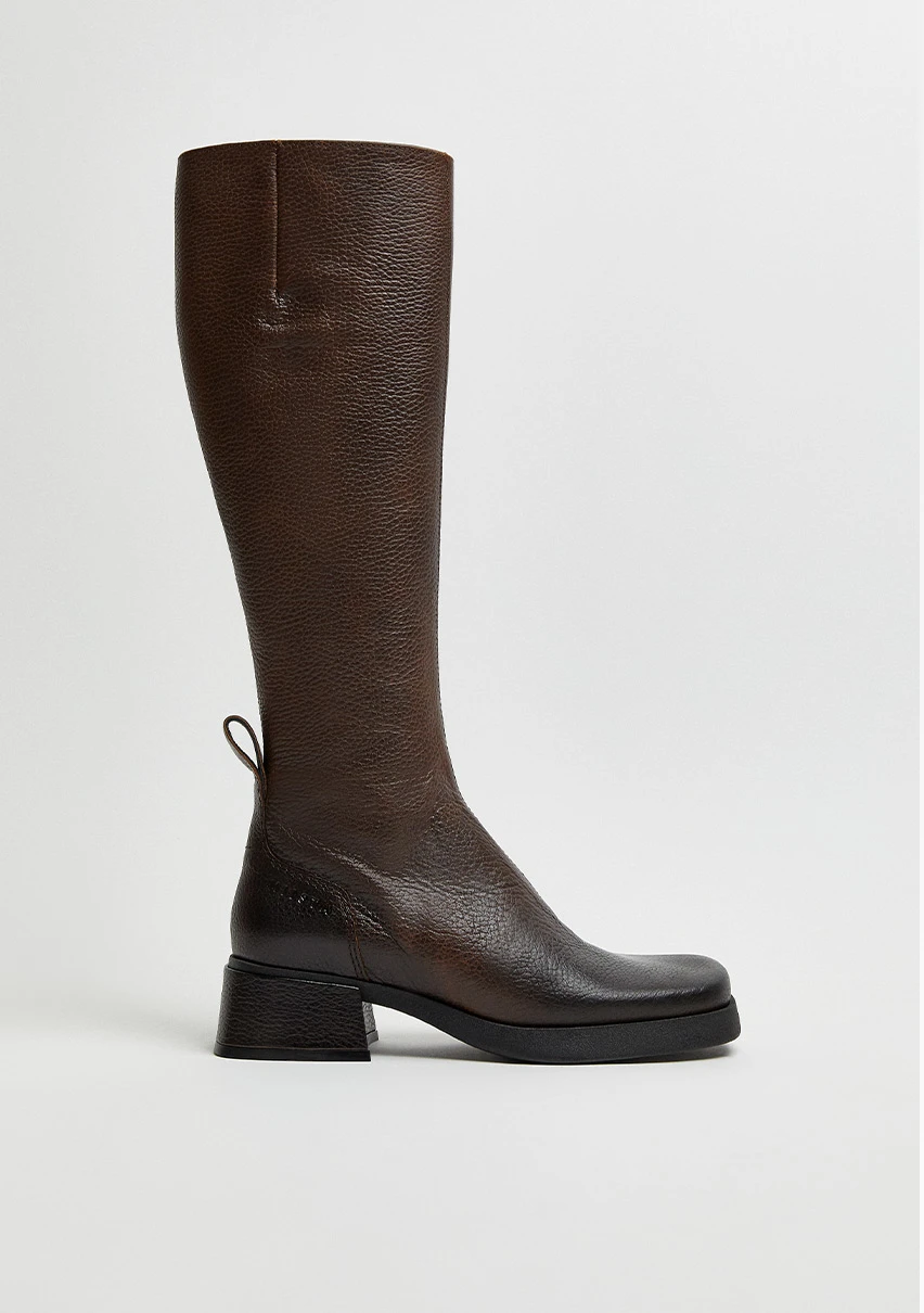 E8-Brunilhda-Brown-Caramel-Tall-Boots-CP-1