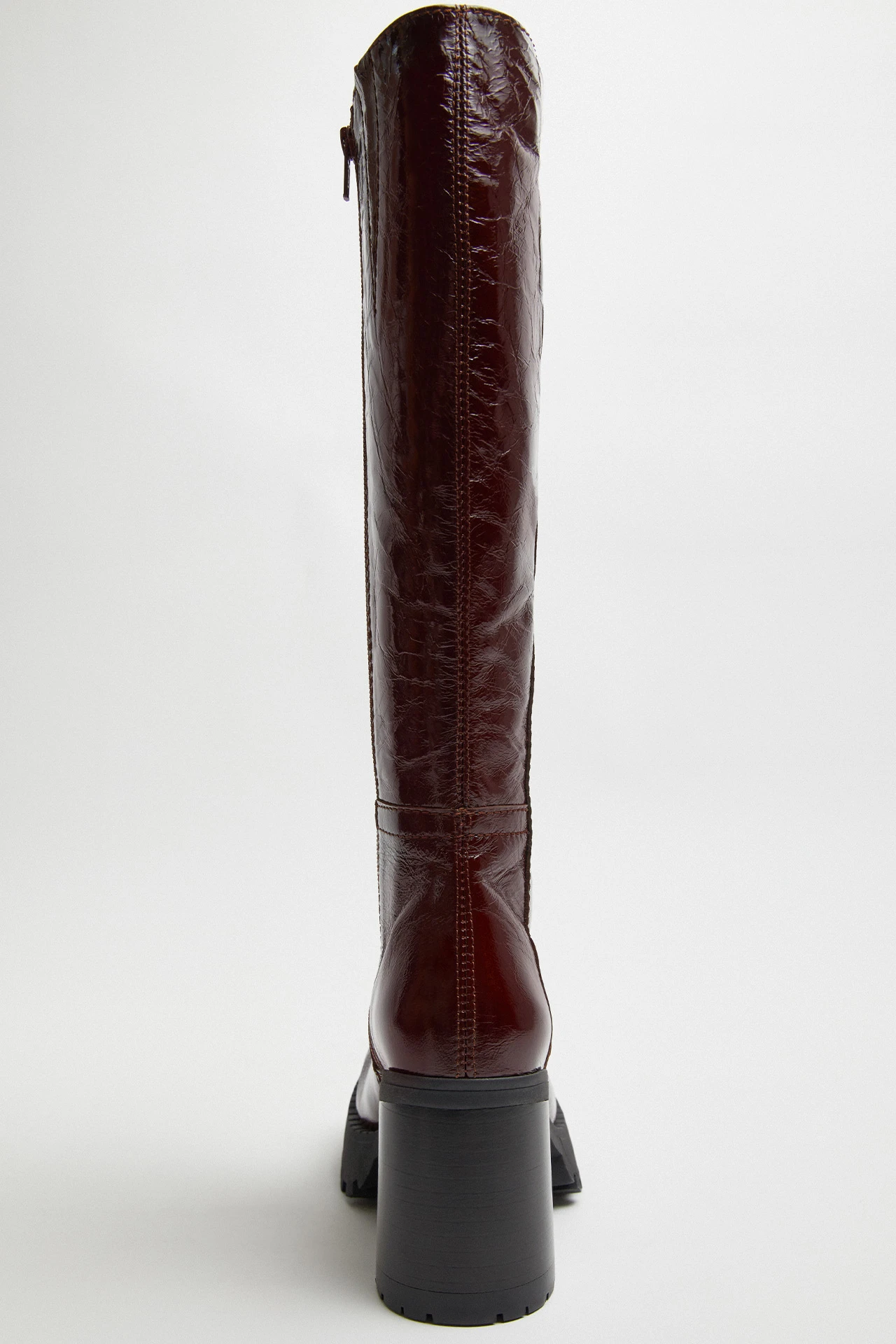 E8-dulce-burgundy-tall-boots-05