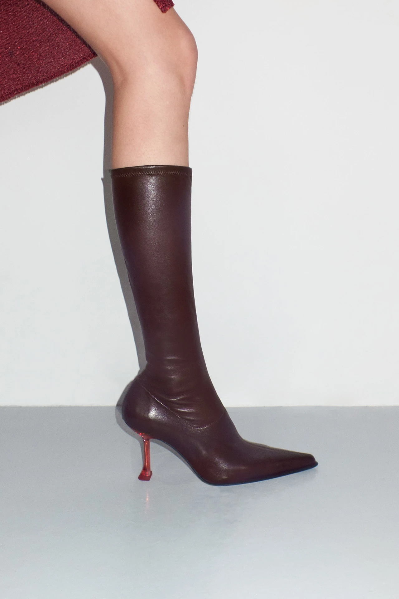 EC-Miista-carlita-burgundy-tall-boots-02