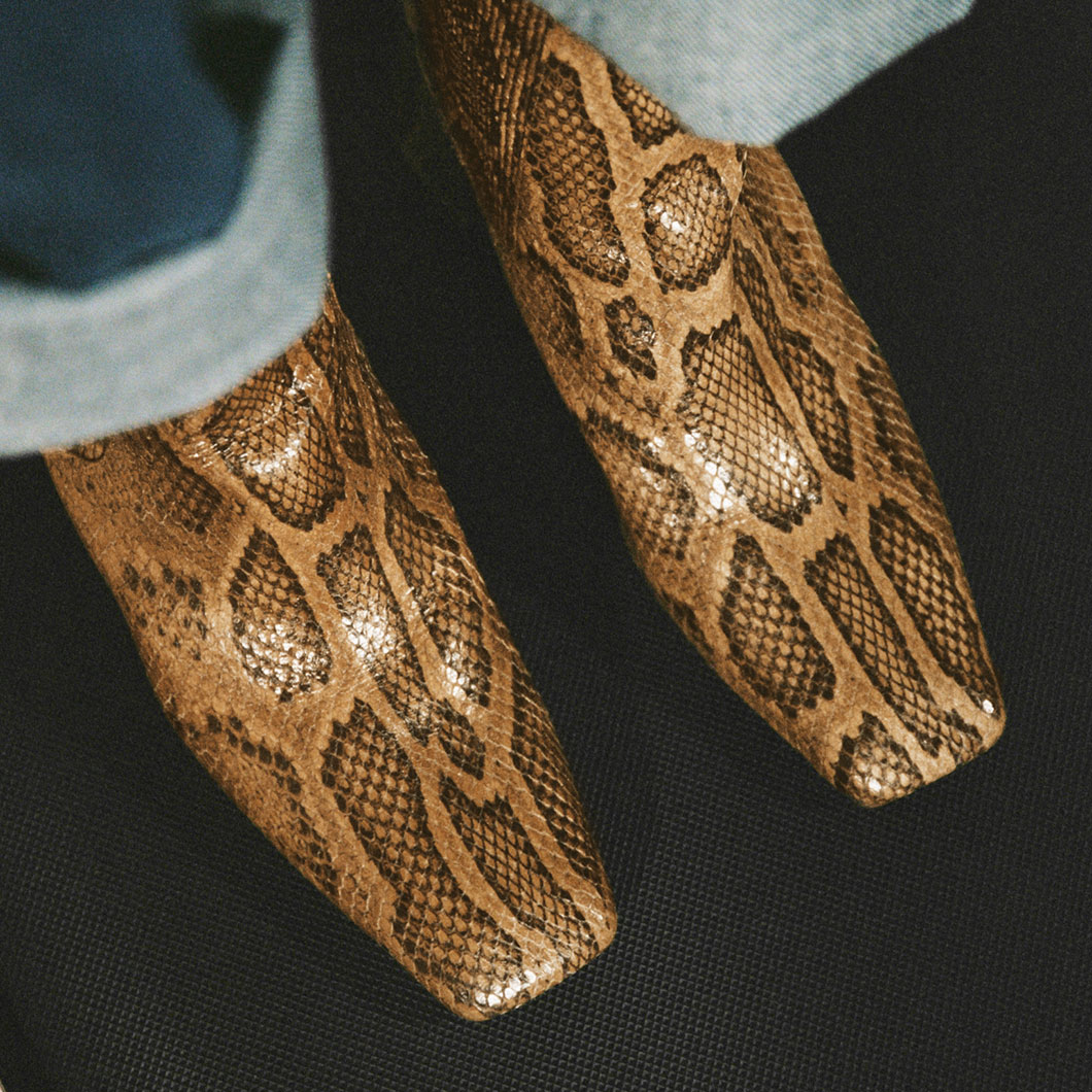 Miista sale Clearance