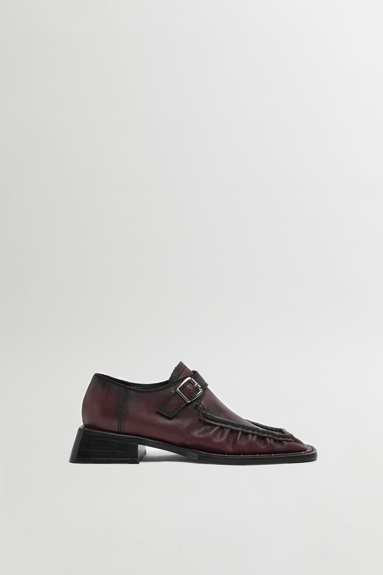 miista-Tiana-Brushed-Burgundy-Black-Loafers-01