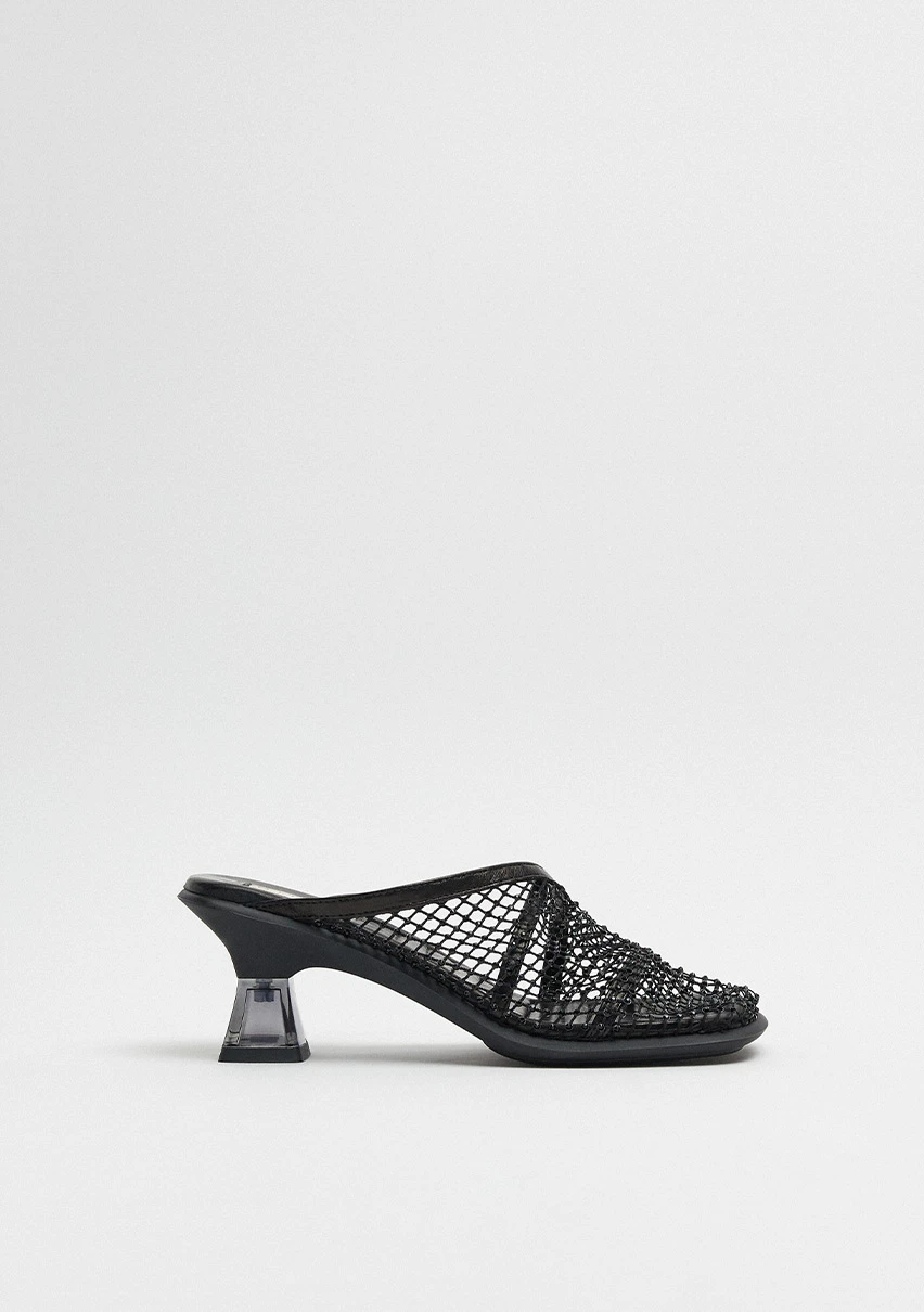 Miista-Isadora-Black-Mule-Sandals-CP-1