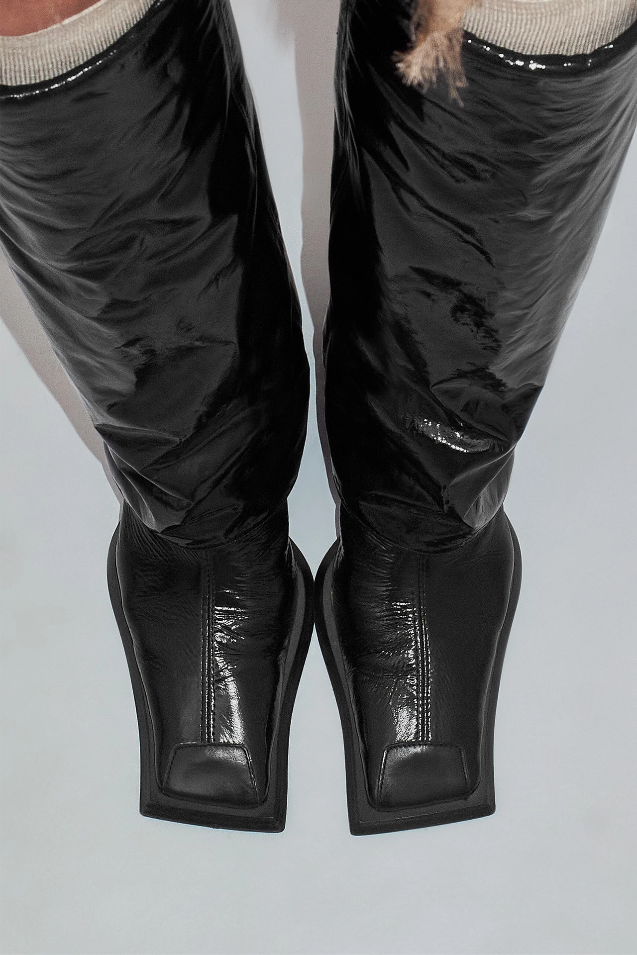 EC-MORGAN-BLACK-TALL-FOLD-OVER-BOOTS-03