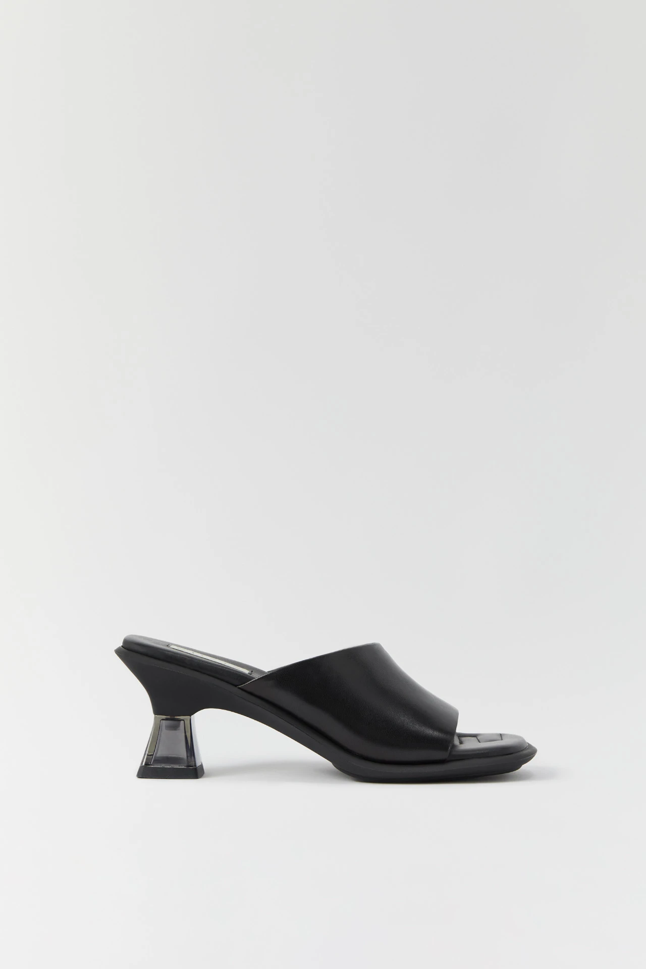 Synthia Black Sandals | Miista Europe | Made in Portugal