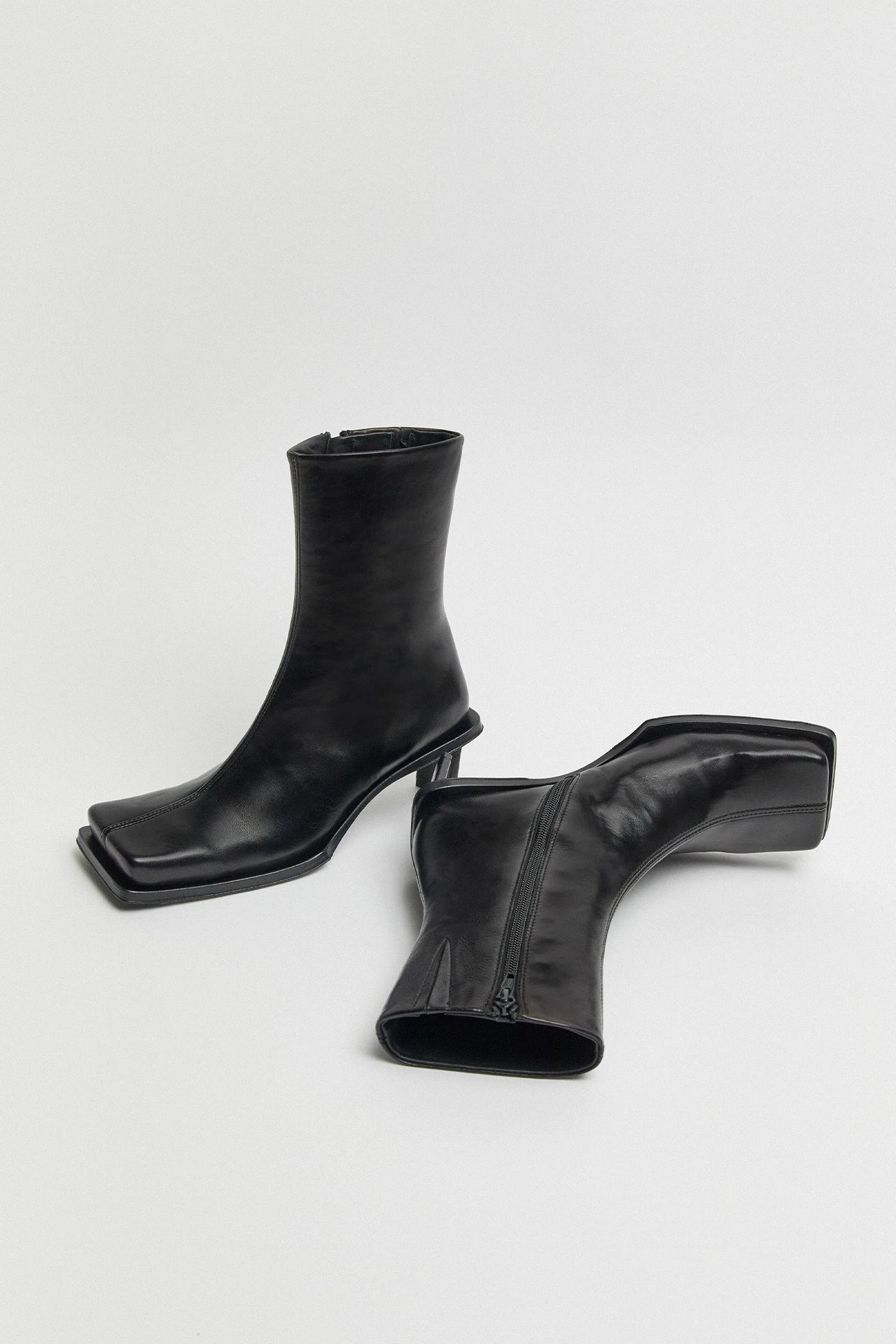 Miista-brenda-sonic-black-ankle-boots-02