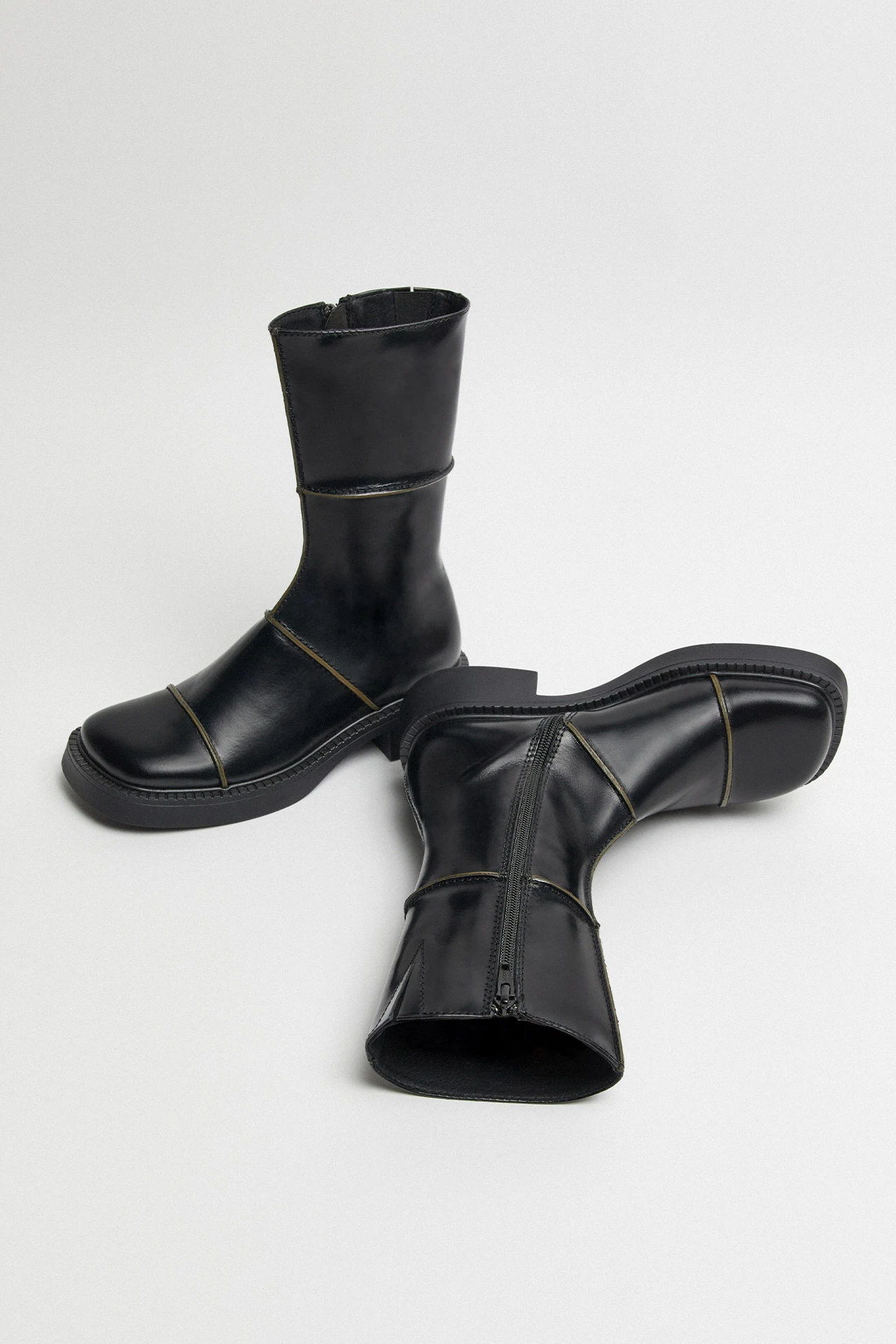 E8-dahlia-black-boots-02