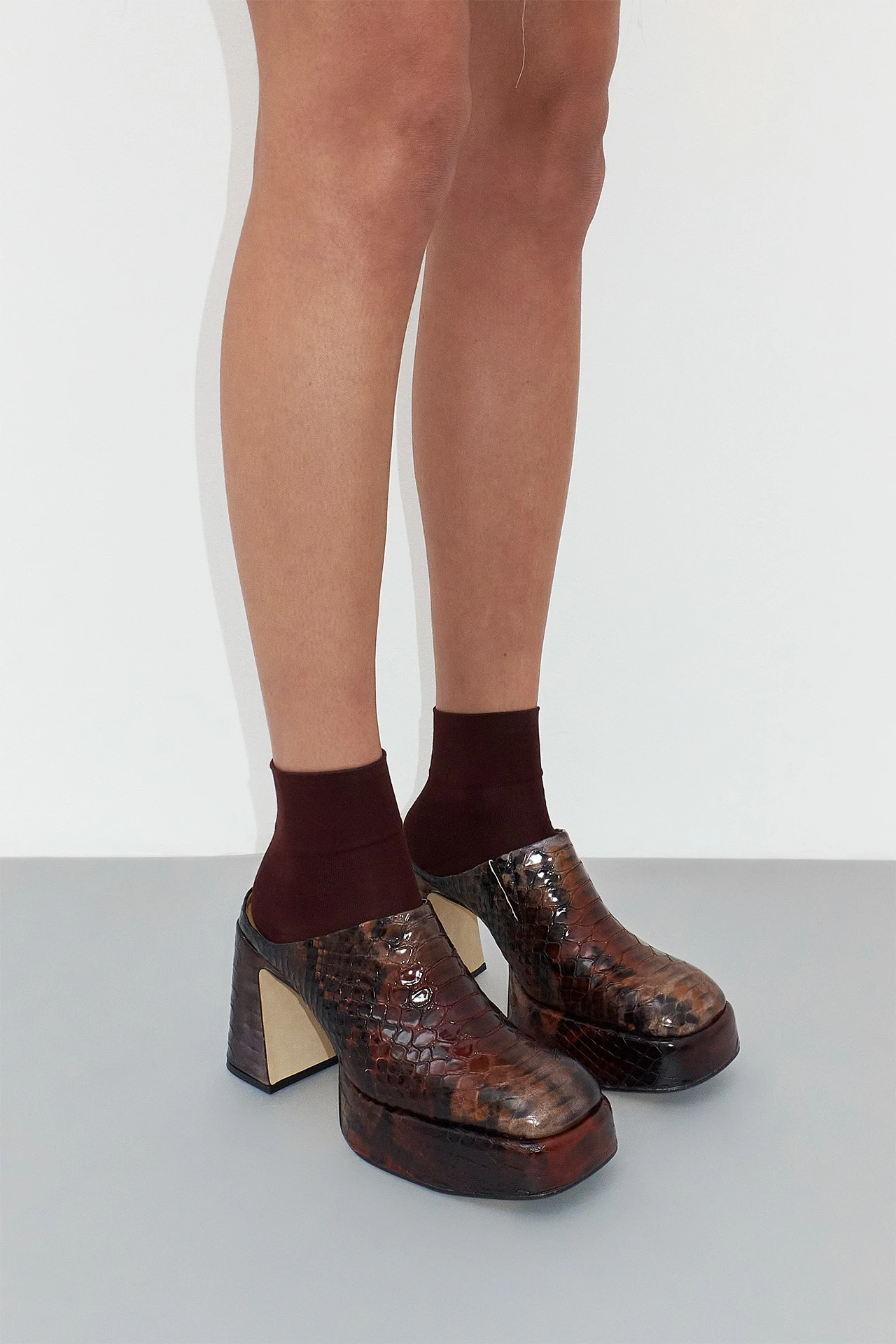 EC-miista-iben-brown-snake-mules-01