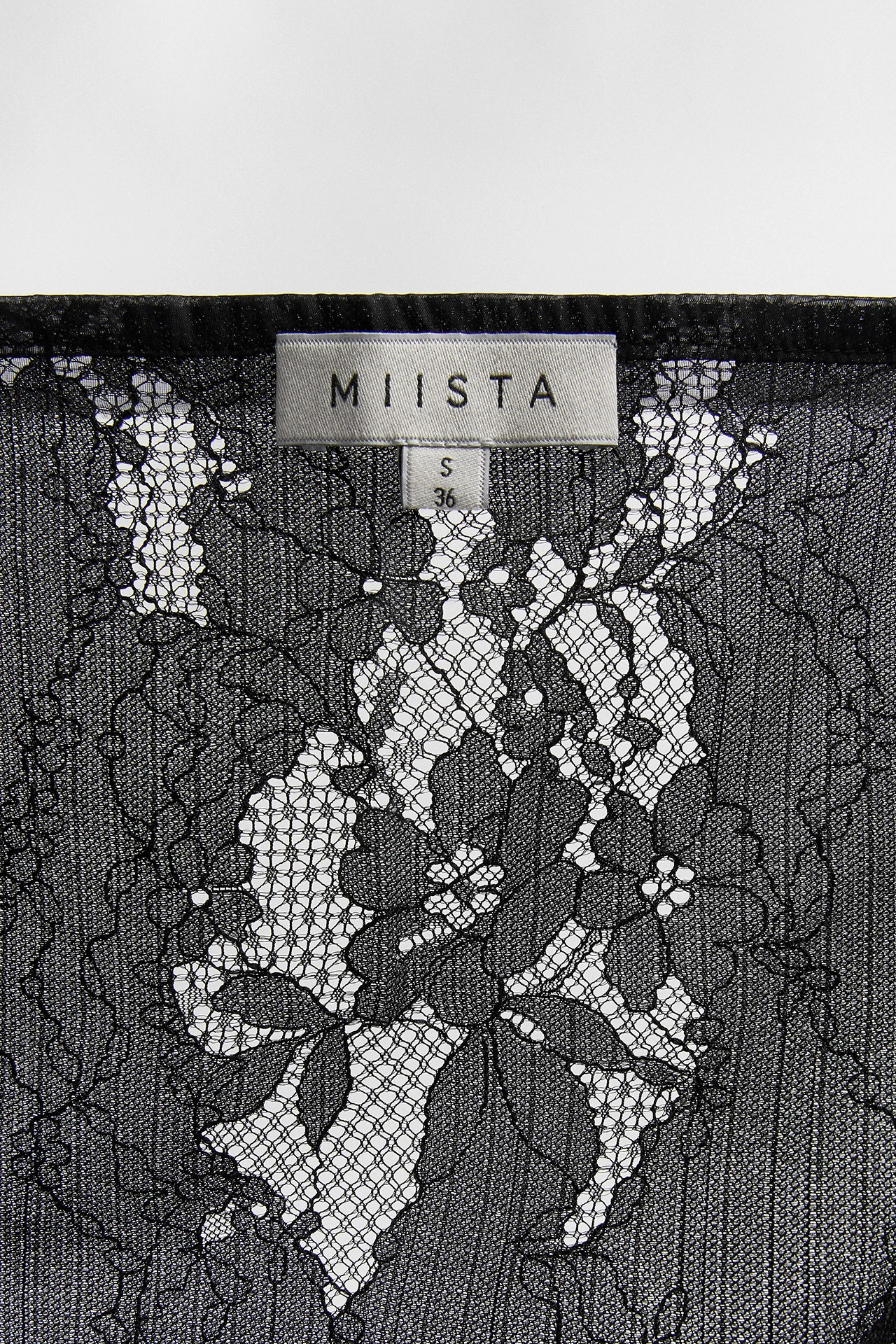 Miista-aliz-black-lace-top-03