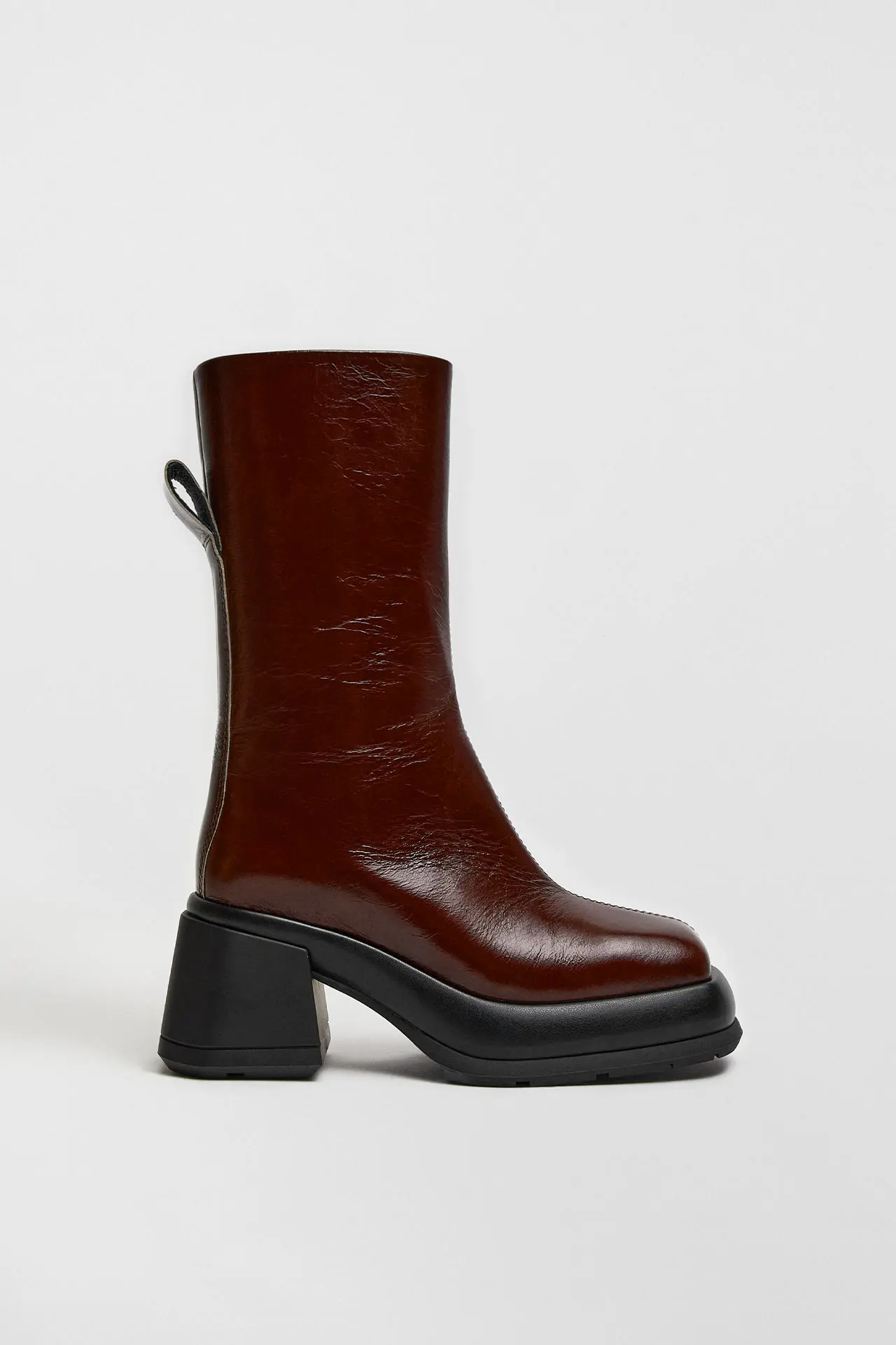 e8-Cassia-Moka-Boots-01