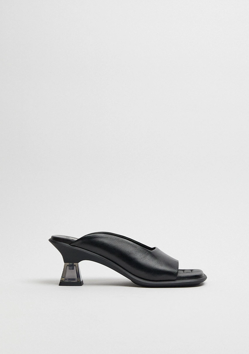 Miista-janaina-black-mule-sandals-CP-1