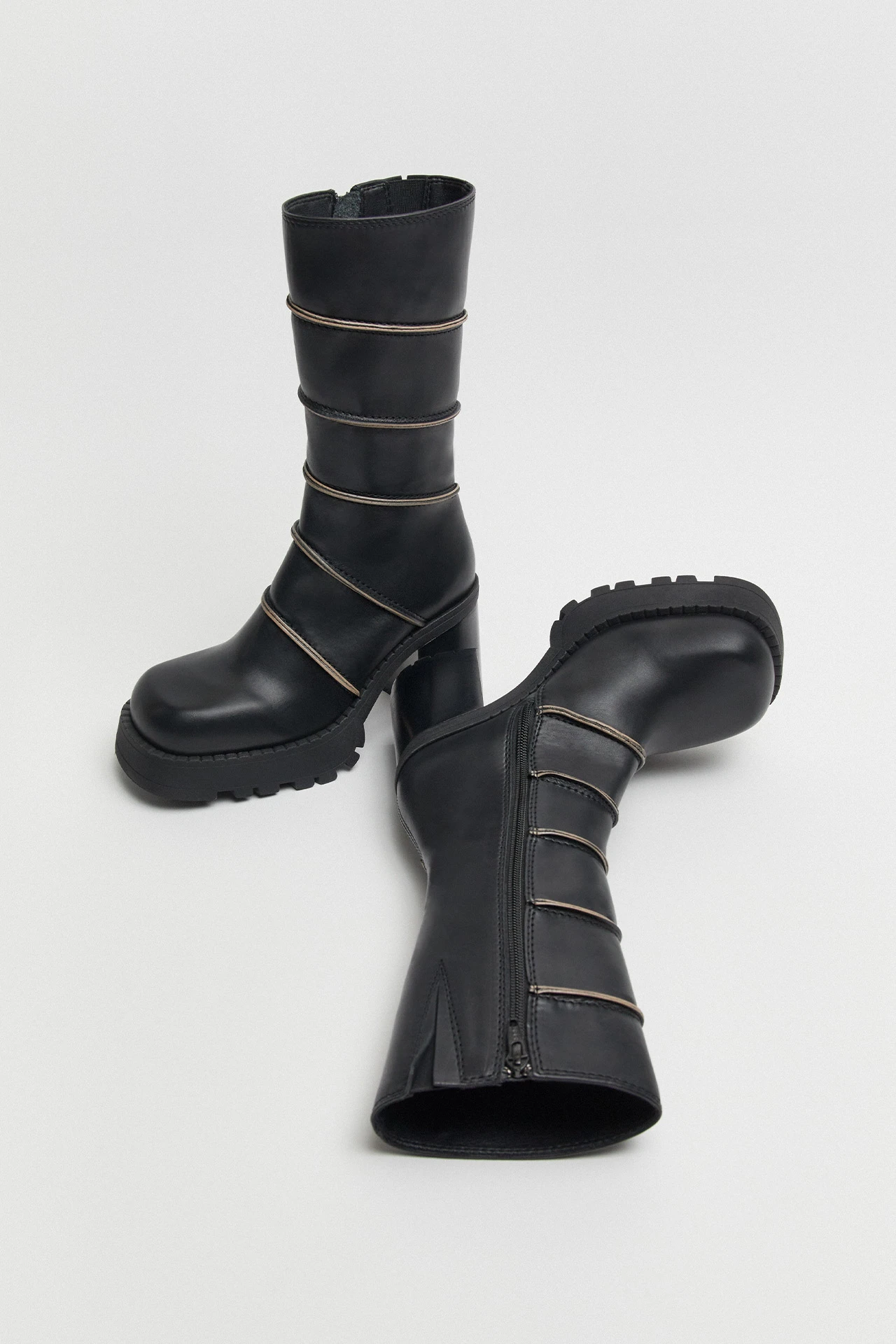 E8-graciane-black-boots-02