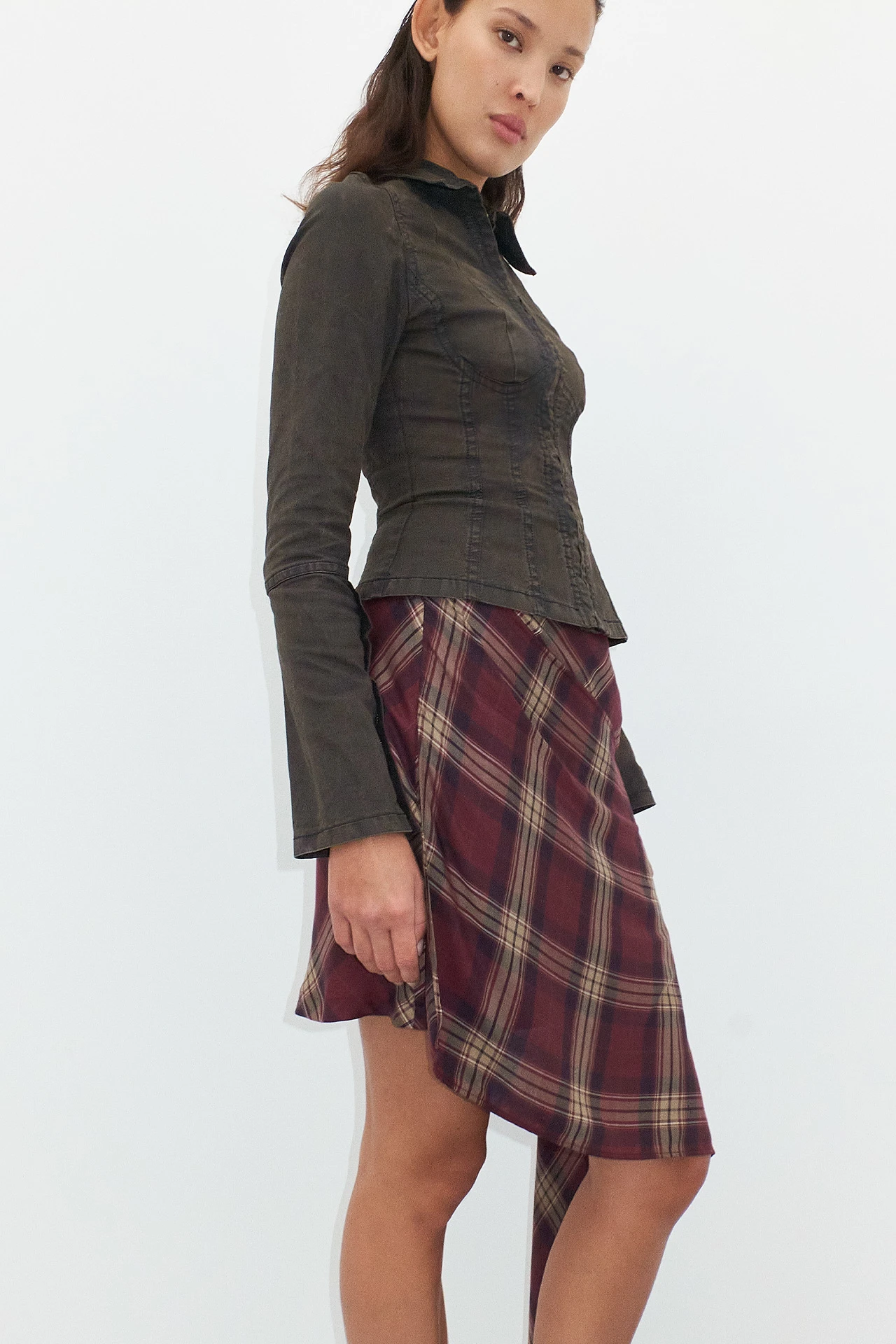 EC-Miista-Anselma-Burgundy-Camel-Skirt-05