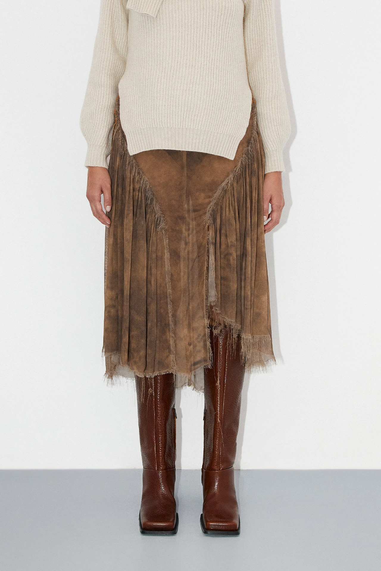 ec2-Griselda-Brown-Skirt-01