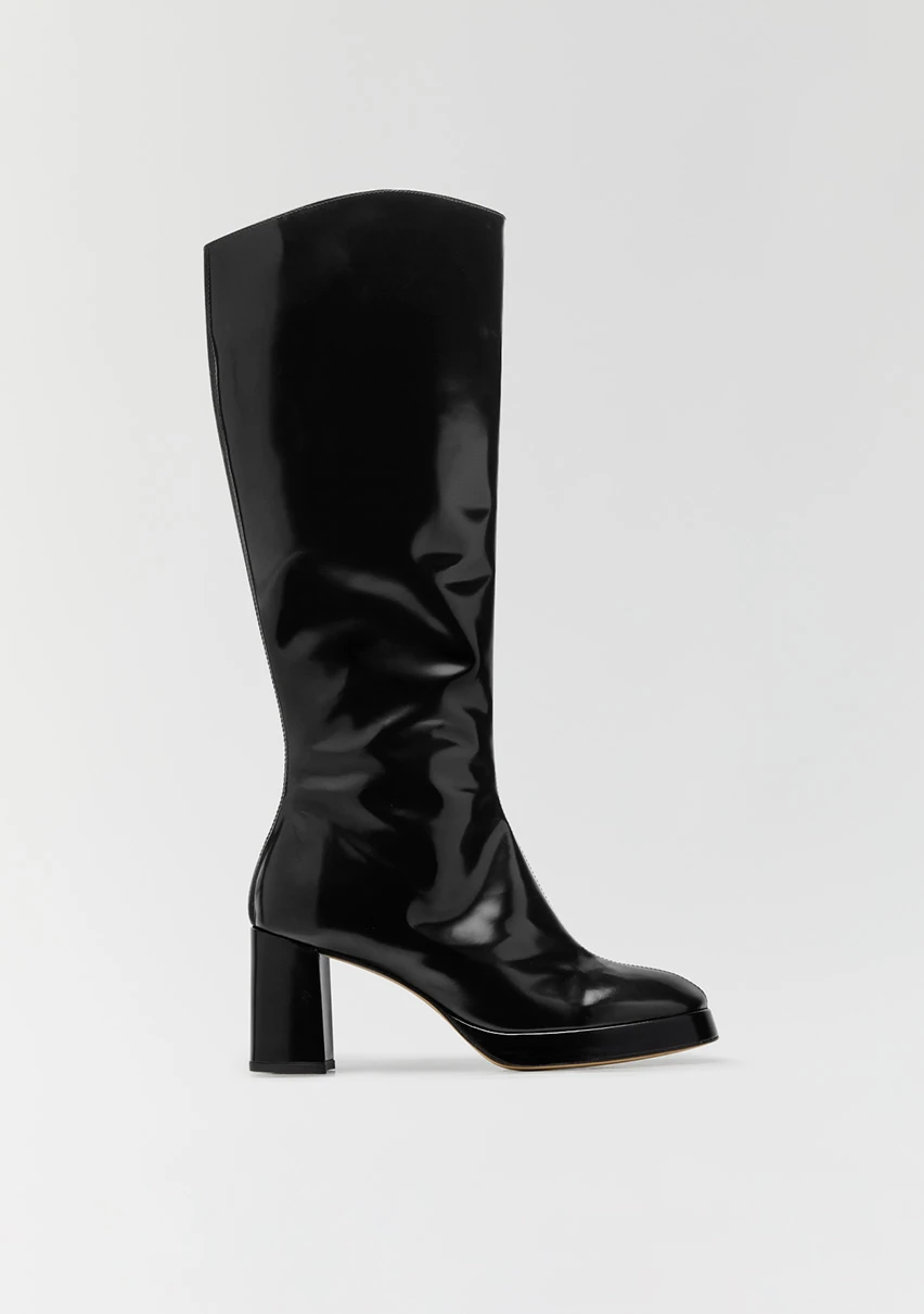 miista-eirlys-black-florentique-boots-CP-1