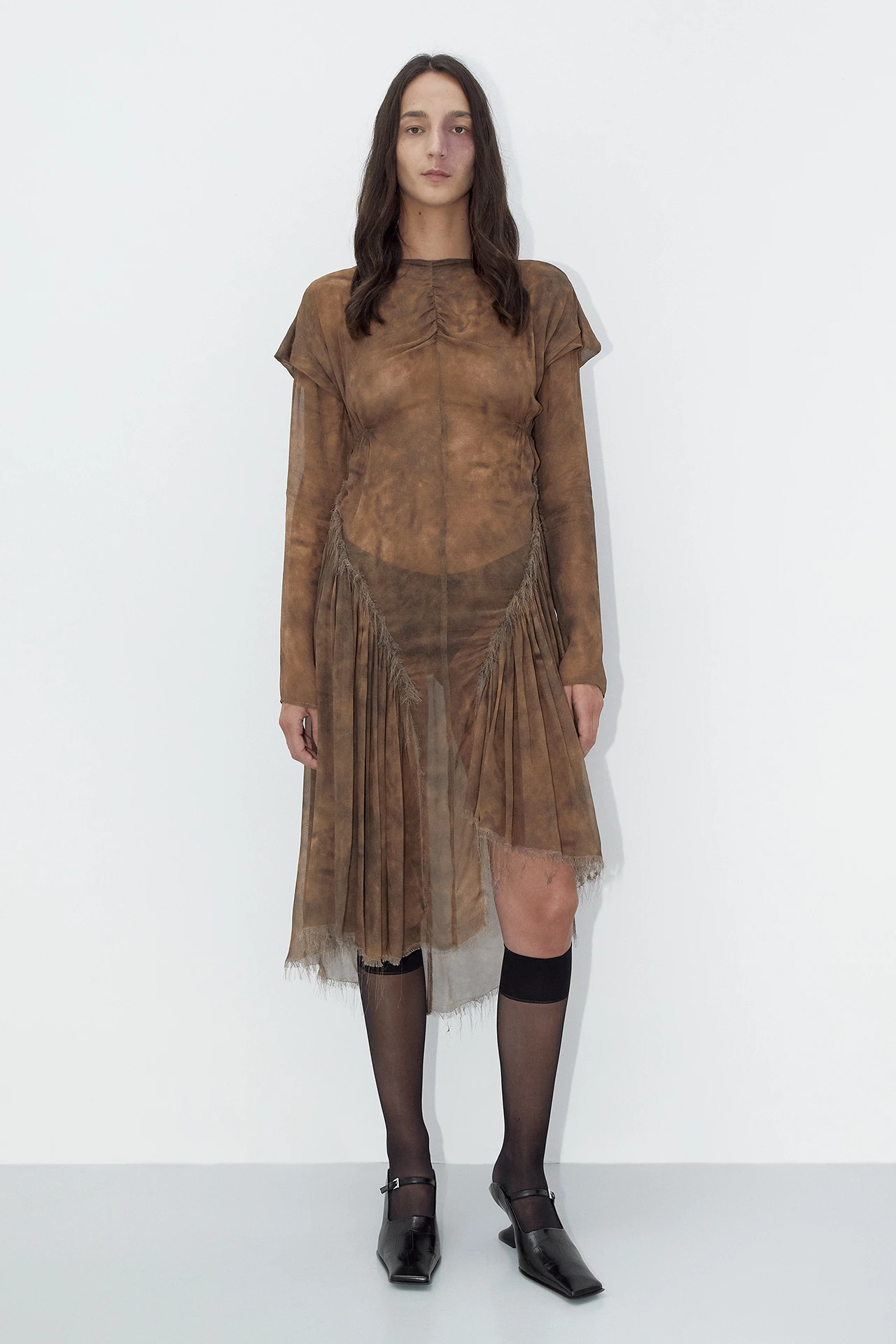 EC-miista-naunet-brown-dress-01