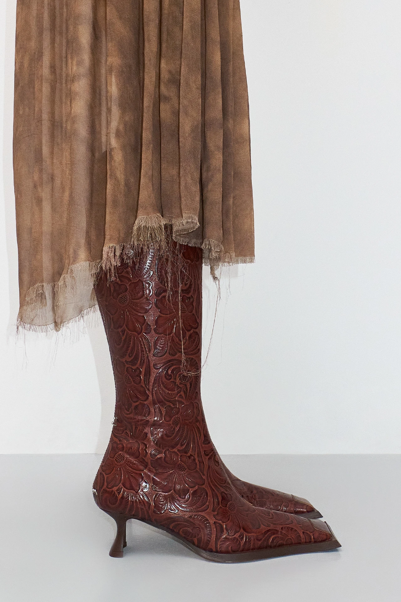 EC-Miista-Alfreda-Brown-Tall-Boots-02