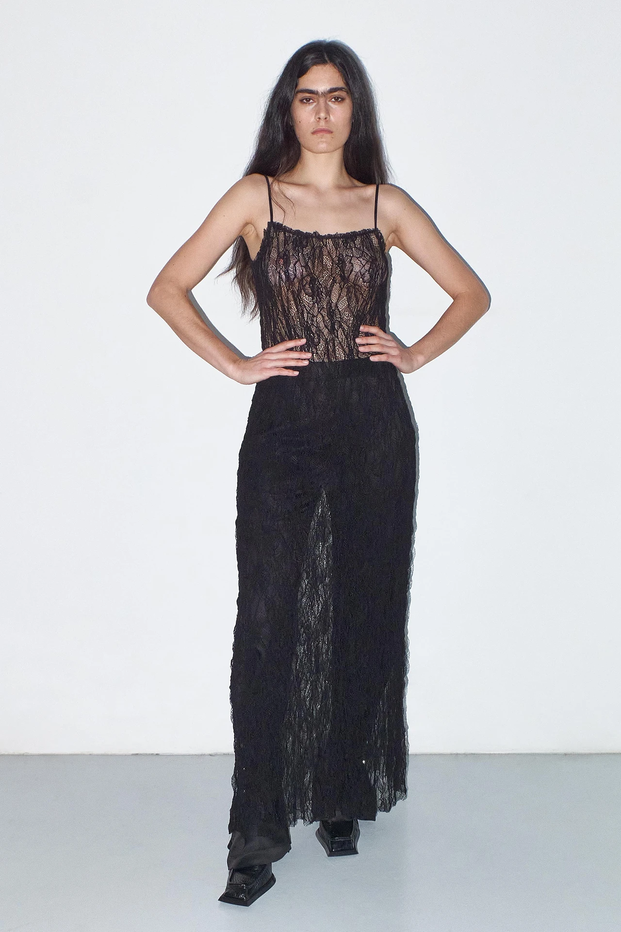 EC-Miista-giulia-black-long-dress-01